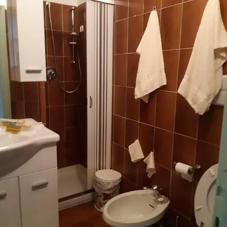 Holy Earth Apartment *